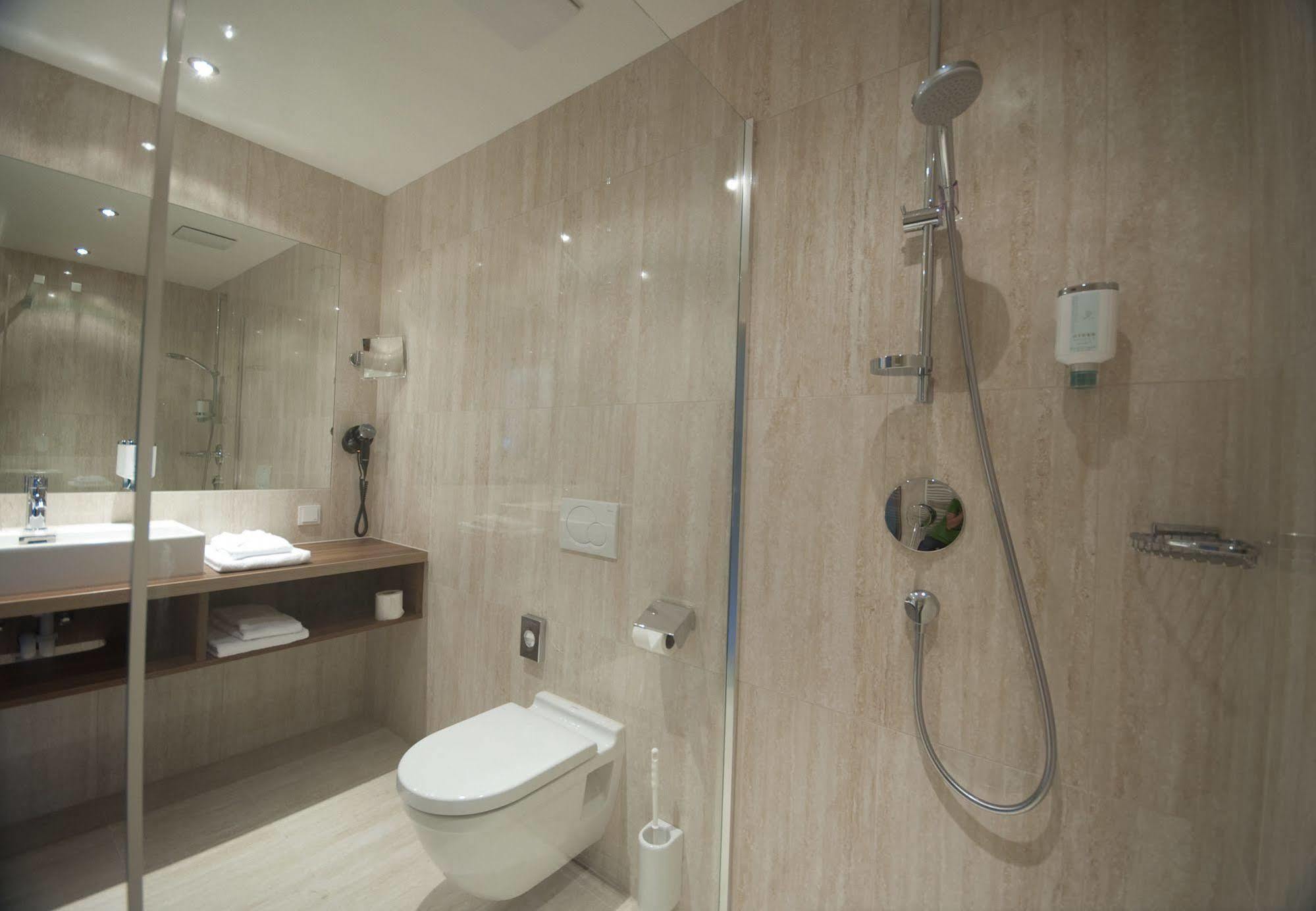 Cityhotel D&C St.Poelten 장크트푈텐 외부 사진